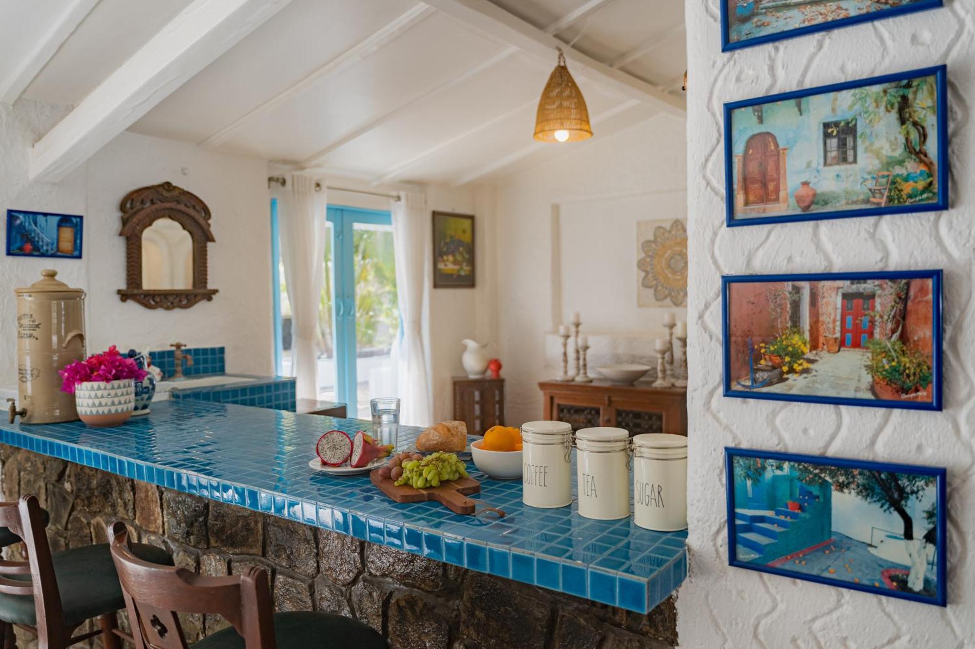Lohonostays Villa Santorini آليباغ المظهر الخارجي الصورة