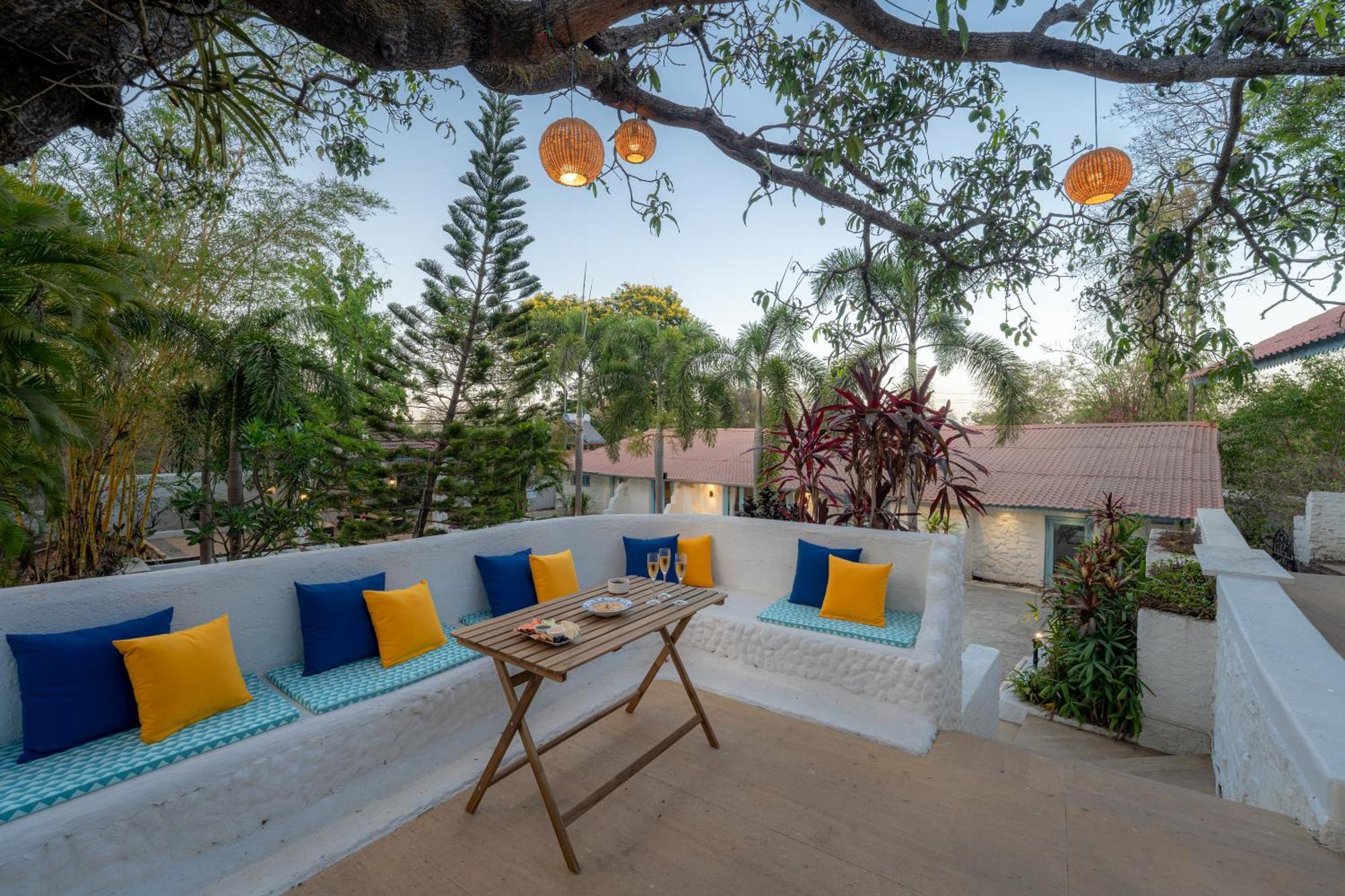 Lohonostays Villa Santorini آليباغ المظهر الخارجي الصورة